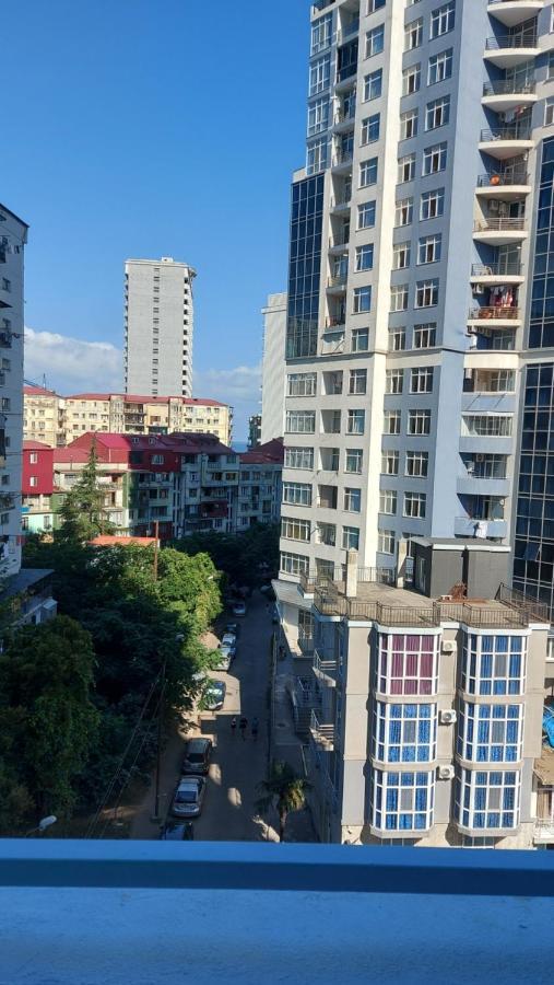 Andrew'S 2 Rooms Apartment In Batumi Ანდრიას 2 Ოთახიანი Აპარტამენტი Ბათუმში Extérieur photo